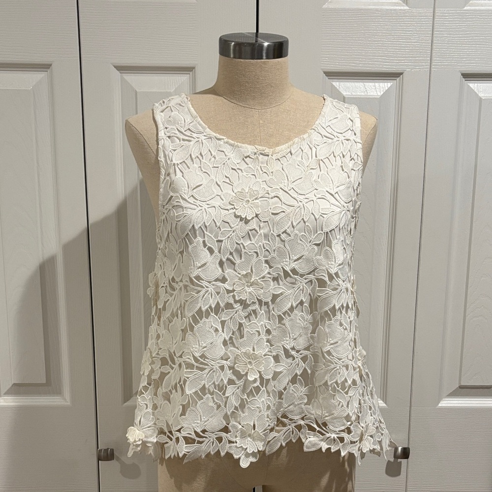 White Floral Lace Sleeveless Camisole